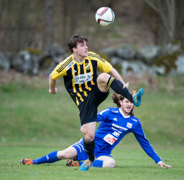 IFK Hässleholms Martin Tsilfidis i matchen i division 2