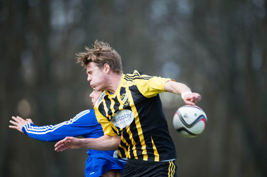 IFK Hässleholms Filip Ranmo i matchen i division 2 mellan