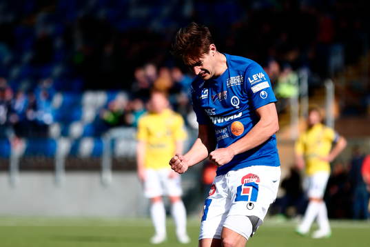 Åtvidabergs Victor Sköld jublar