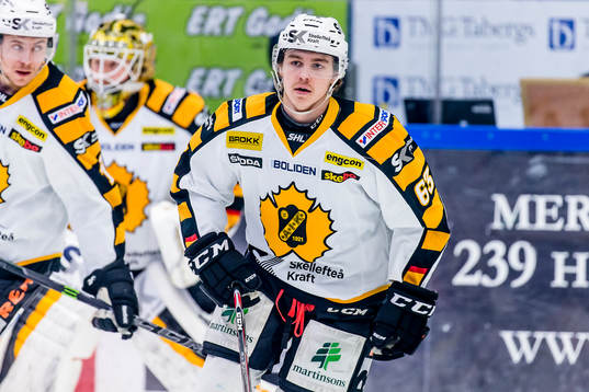 Skellefteås Sebastian Aho värmer upp