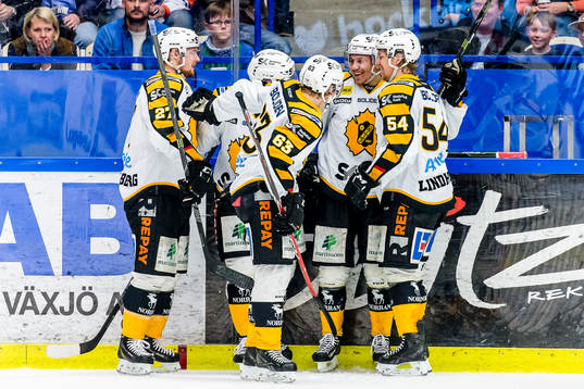 Skellefteås Pär Lindholm jublar