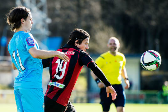 Athletics Linus Smedjegården och Brommapojkarnas Stefano