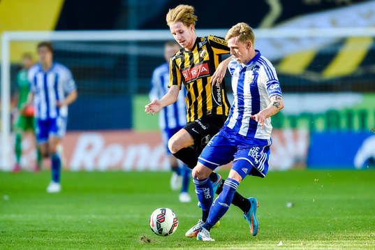 Häckens Samuel Gustafson och IFK Göteborgs Sören Rieks