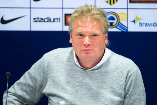 IFK Göteborgs tränare Jörgen Lennartsson på en