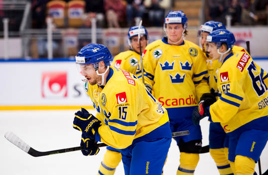 Sveriges Mattias Sjögren jublar