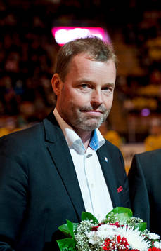 Timrås klubbdirektör Lars Nolander innan ishockeymatchen