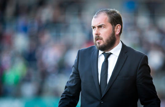 Örebros tränare Alexander Axén deppar