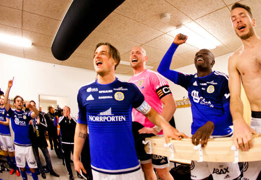 Sundsvalls Eric Larsson, målvakt Tommy Naurin och Pa Amat