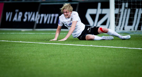 Örebros Karl Holmberg deppar