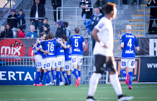 Sundsvalls Pa Amat Dibba gör 0-1 och jublar