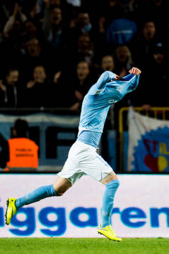 Malmö FFs Agon Mehmeti jublar