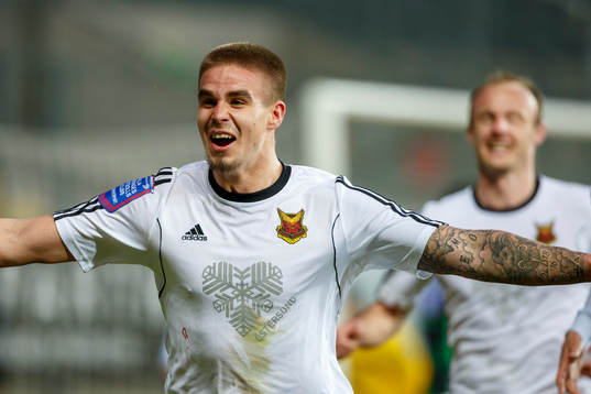 Östersunds Douglas Bergqvist jublar