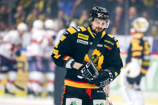 Skellefteås Janne Pesonen deppar etter 0-1