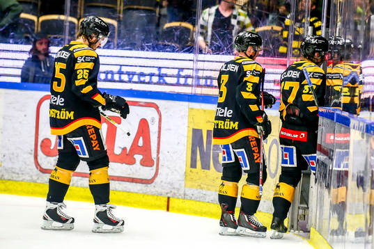 Skellefteås Axel Holmström , Niclas Burström och John