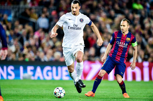 PSGs Zlatan Ibrahimović och Barcelonas Andrés Iniesta