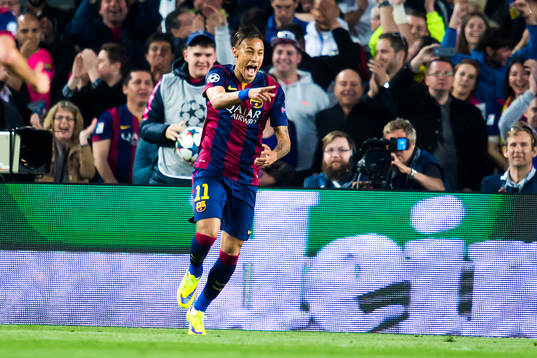 Barcelonas Neymar jublar