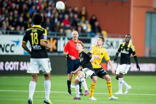 s Johan Blomberg och Elfsborgs Marcus Rohdén
