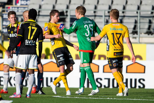 s målvakt Patrik Carlgren och Elfsborgs Marcus Rohdén