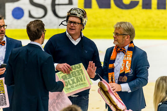 Växjös före detta VD Anders Öman jublar
