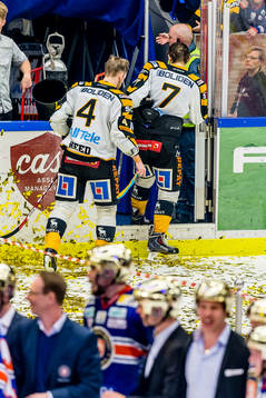 Skellefteås Tim Heed och Kirill Kabanov deppar