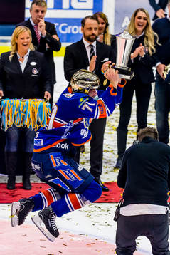 Växjös Tomi Kallio jublar