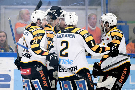 Skellefteås Daniel Widing jublar