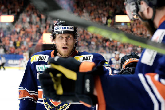Växjös Jani Lajunen jublar