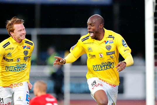 Falkenbergs Hakeem Araba jublar
