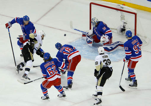 New York Rangers goalie Henrik Lundqvist makes a save