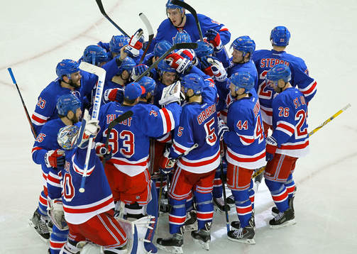 New York Rangers celebrate defeating the Pittsburgh