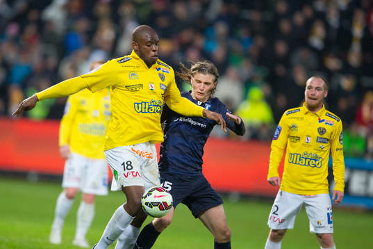 Falkenbergs Hakeem Araba och Malmö FFs Pawel Cibicki
