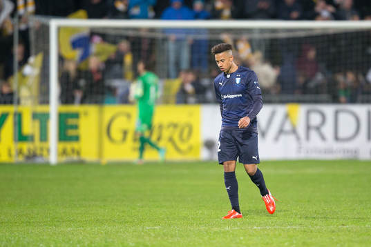 Malmö FFs Tobias Sana deppar