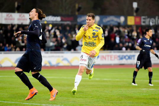 Falkenbergs Stefan Rodevåg jublar
