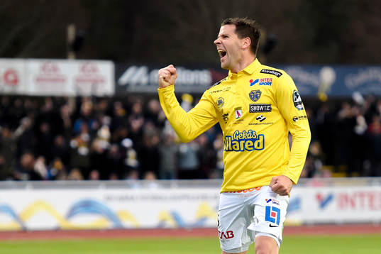 Falkenbergs Stefan Rodevåg jublar