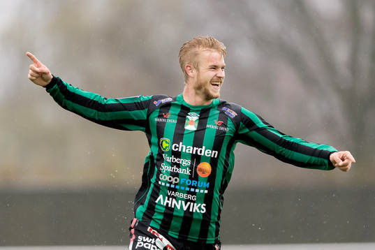 Varbergs Mats André Kaland jublar