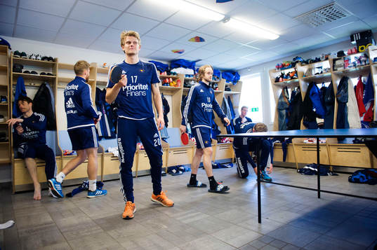 Djurgårdens Tim Björkström och Daniel Berntsen spelar