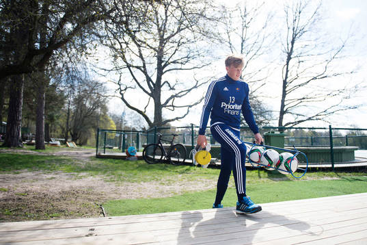 Djurgårdens Emil Bergström