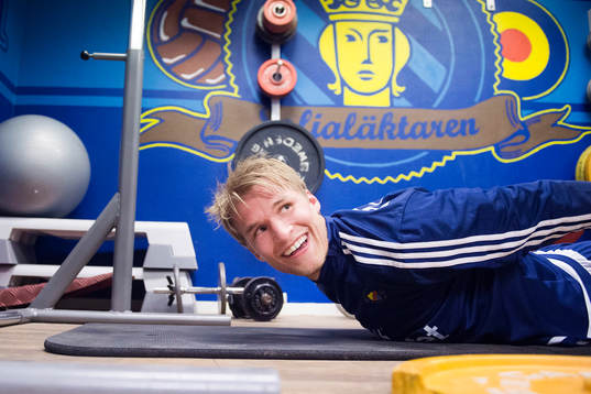 Djurgårdens Sebastian Andersson rehabtränar