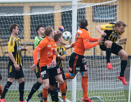 Situation framför mål i matchen i division 2 mellan IFK