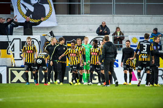 Häckenspelarna jublar