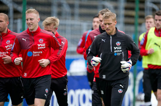 Helsingborgs Peter Larsson och målvakt Pär Hansson