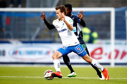 Norrköpings Arnor Ingvi Traustason och Gefles Dioh Williams