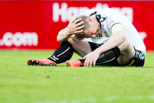 Gais Patrik Ingelsten har ont