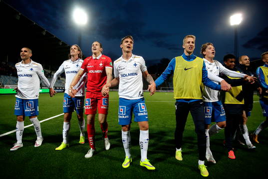 Norrköpings spelare jublar