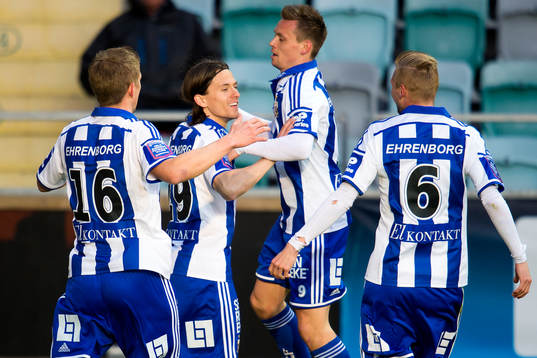 IFK Göteborgs Lasse Vibe har gjort 1-0 och jublar