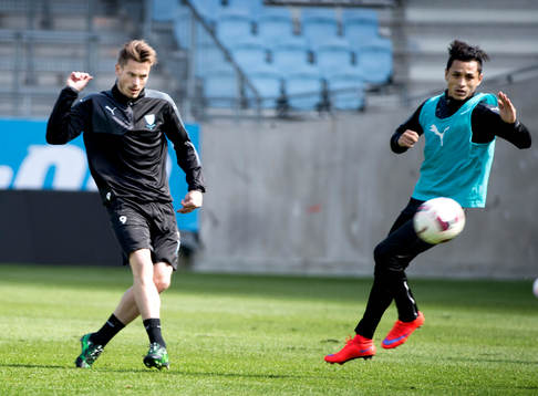 s Markus Rosenberg och Yoshimar Yotún