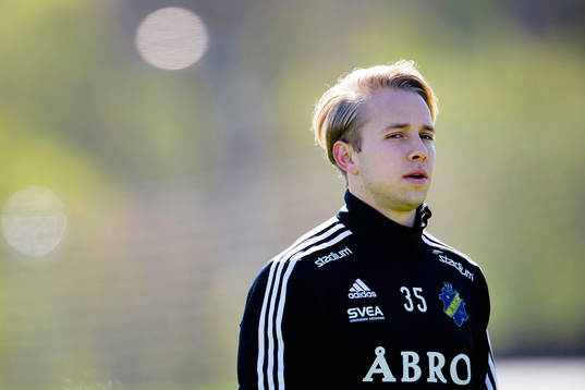s målvakt Patrik Carlgren