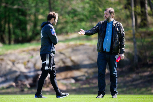 s tränare Andreas Alm och sportchef Björn Wesström