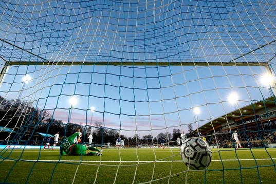Åtvidabergs John Owoeri har precis satt 1-1-målet på