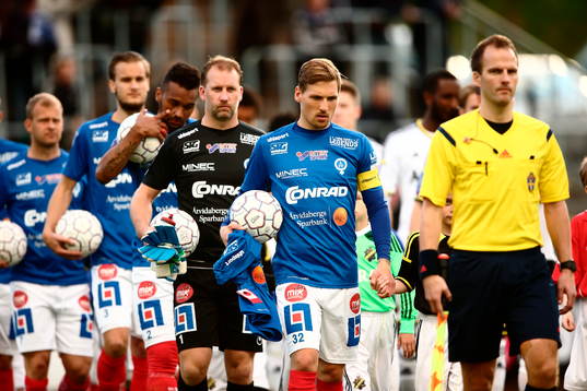 Åtvidabergs målvakt Henrik Gustavsson och Martin
